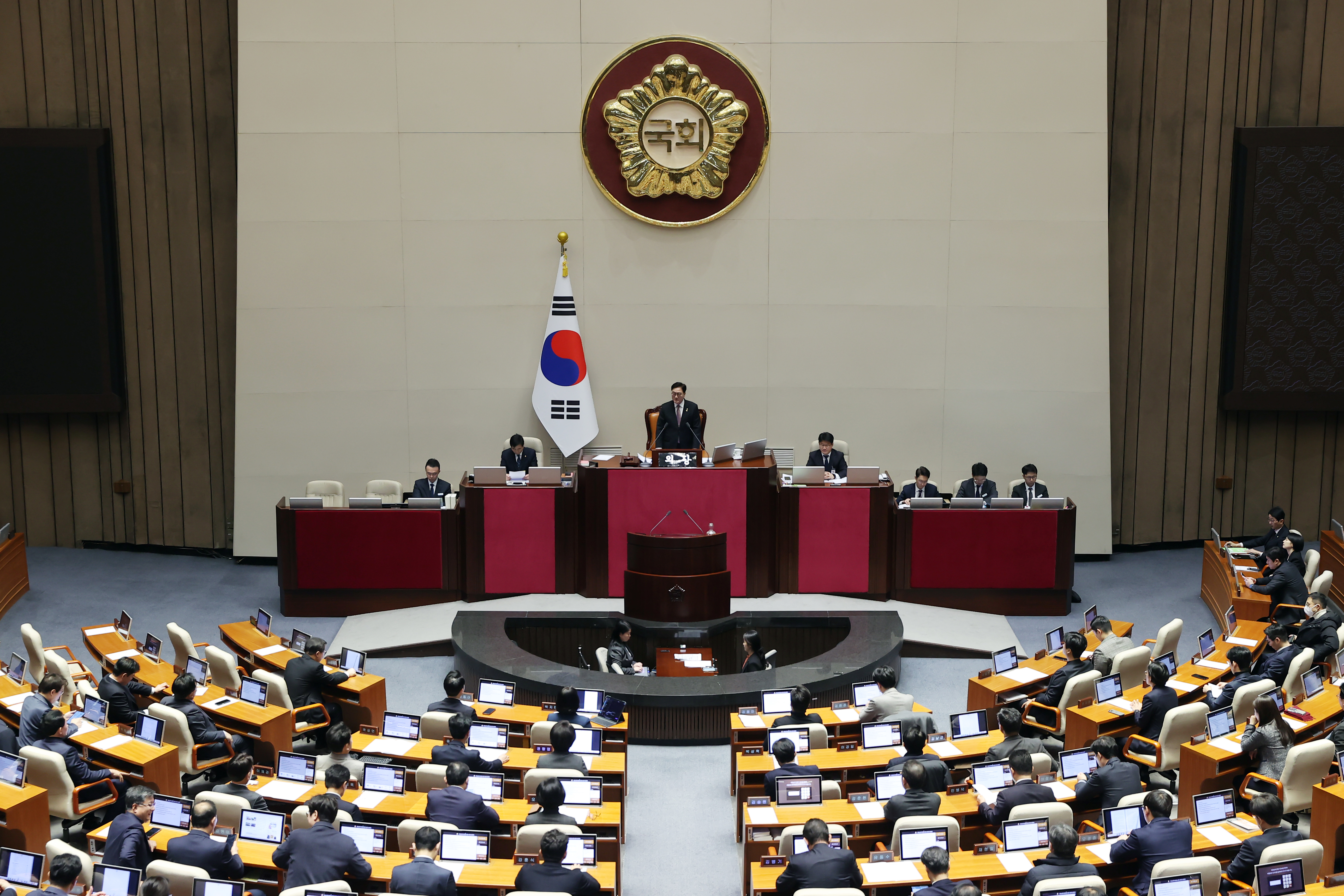제421회국회(임시회) 제1차 본회의