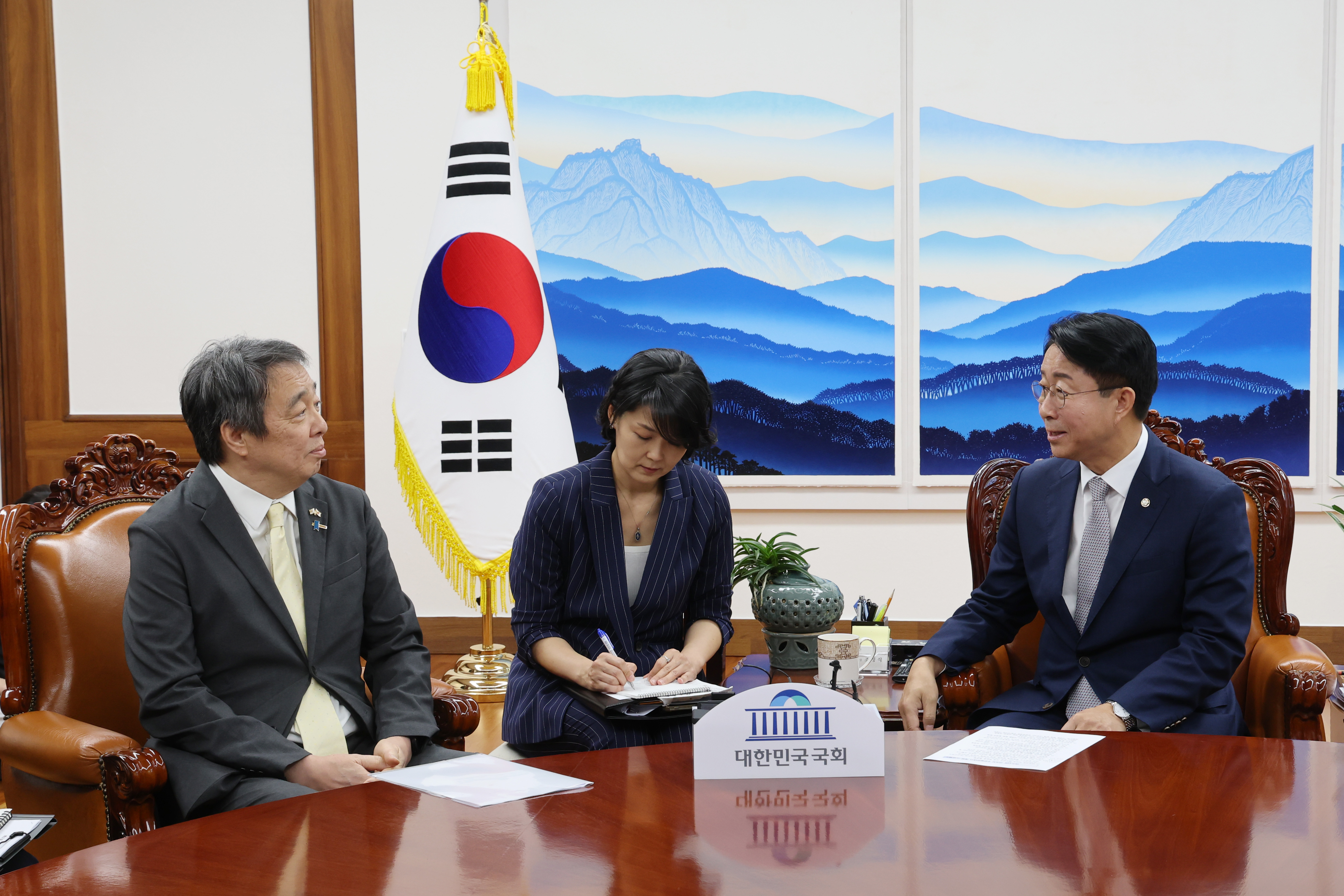 조정식 국회의장 미츠시마 주한 일본대사 접견